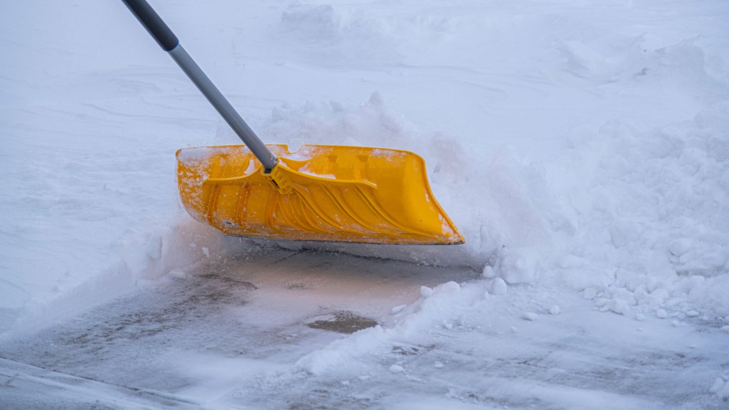 Importance of Driveway Material in Winter