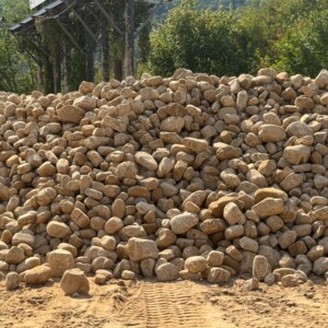 Bulk Tennessee River Rock 6-12 in.