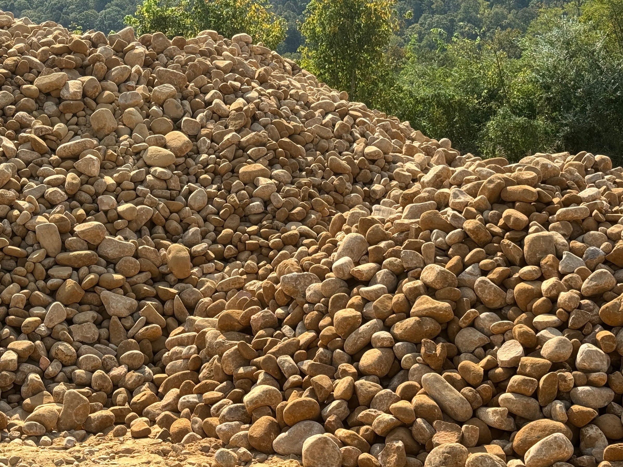 Piedra de Río a Granel 4-8 pulg.