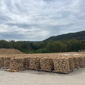 Tennessee River Rock - Large Rounds Pallet